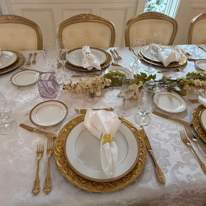 wedding table setting in gold